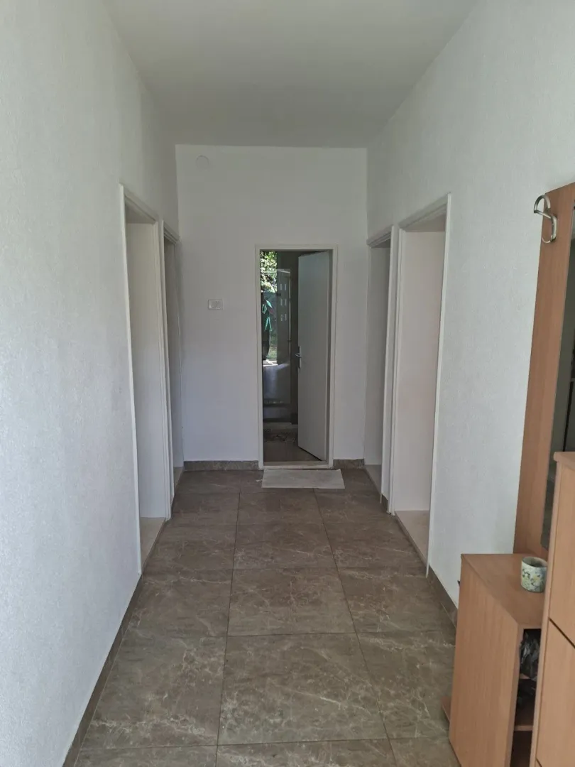 Rent, house, 70m², Momišići, Podgorica