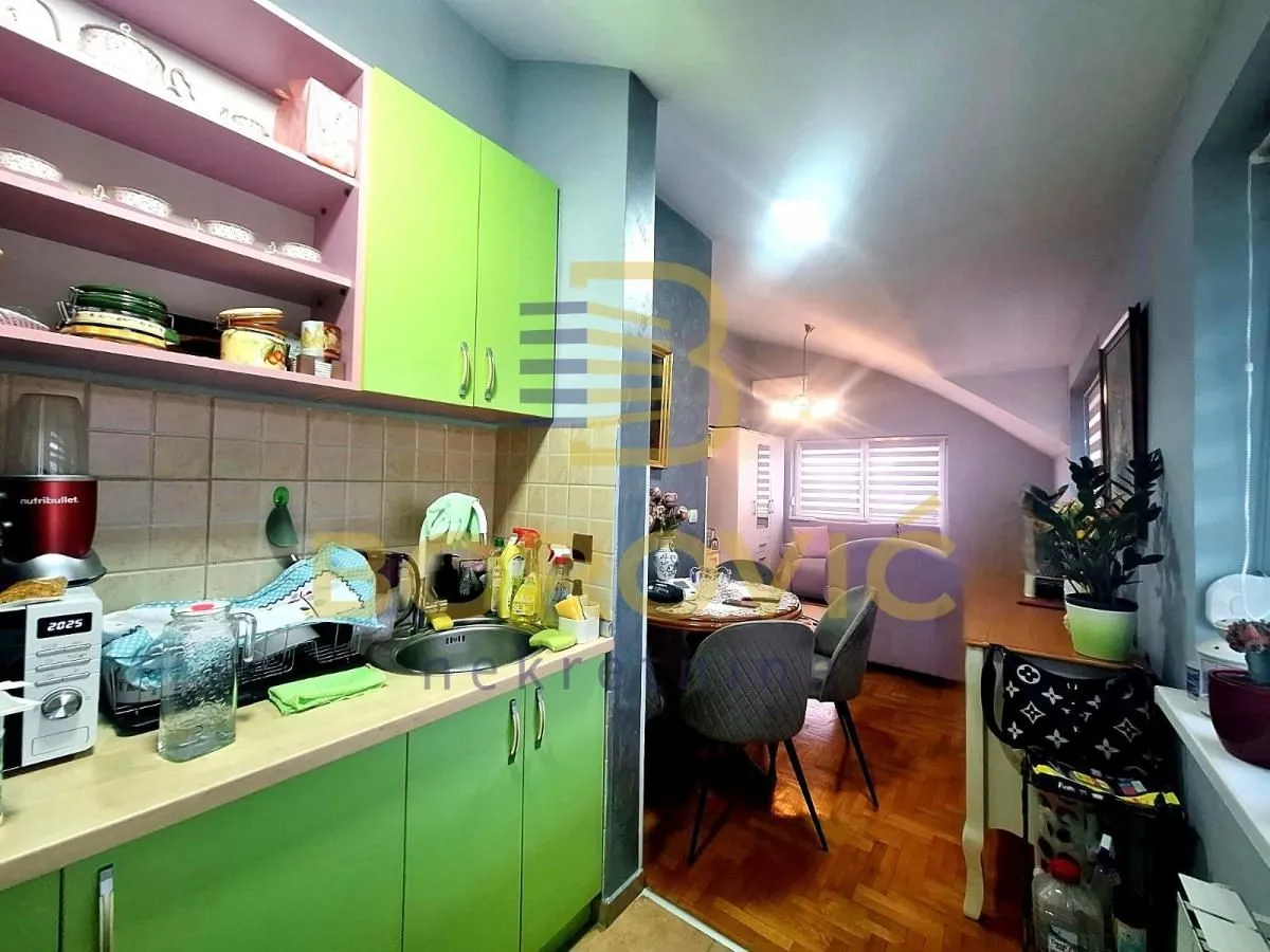 Sale, one bedroom apartment, 35m², Uciteljsko Naselje, Zvezdara Sve Podlokacije