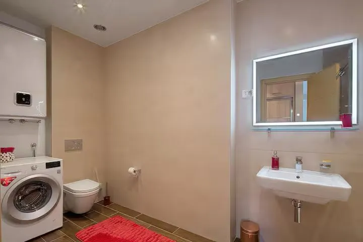 Sale, two bedroom apartment, 77m², Centar, Budva