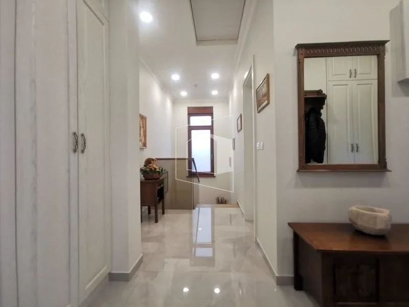 Sale, house, 180m², Podgorica, Crna Gora