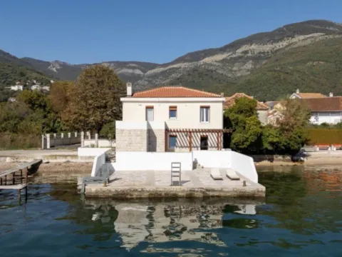 Prodaja, kuća, 110m², Bijela, Herceg Novi