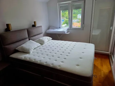 Izdavanje, jednosoban stan, 57m², Centar, Cetinje - image 6