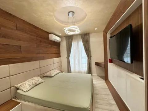 Sale, three bedroom apartment, 98m², City Kvart, Podgorica - image 12