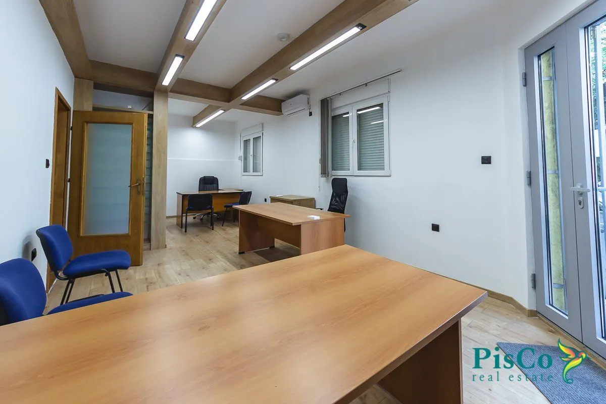 Rent, one bedroom apartment, 53m², Momišići, Podgorica