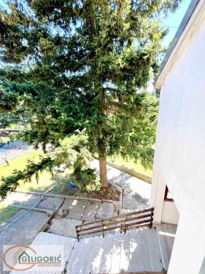 Sale, house, 453m², Sremčica, Beograd