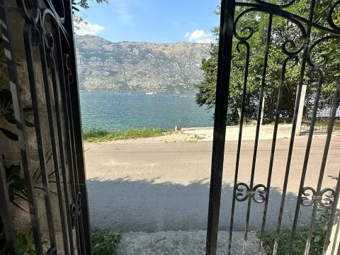 Prodaja, kuća, 272m², Stoliv, Kotor - image 4