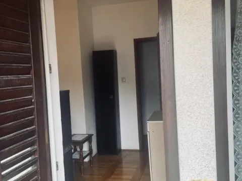 Izdavanje, kuća, 68m², Bulbulder, Zvezdara Sve Podlokacije - image 10