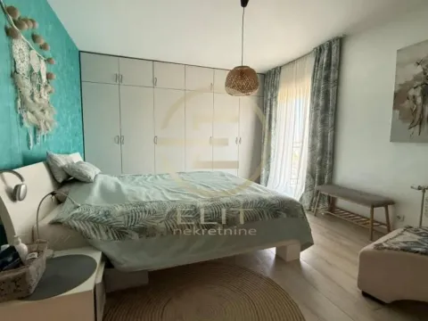 Prodaja, kuća, 273m², Petrovaradin, Novi Sad - image 28