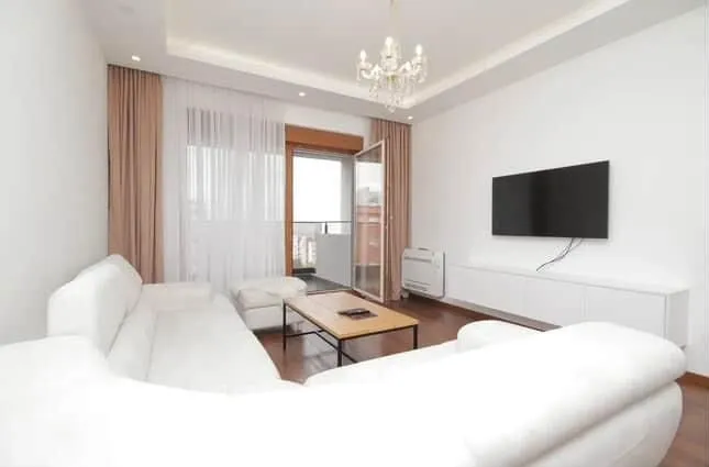 Izdavanje, dvosoban stan, 72m², Master Kvart, Podgorica