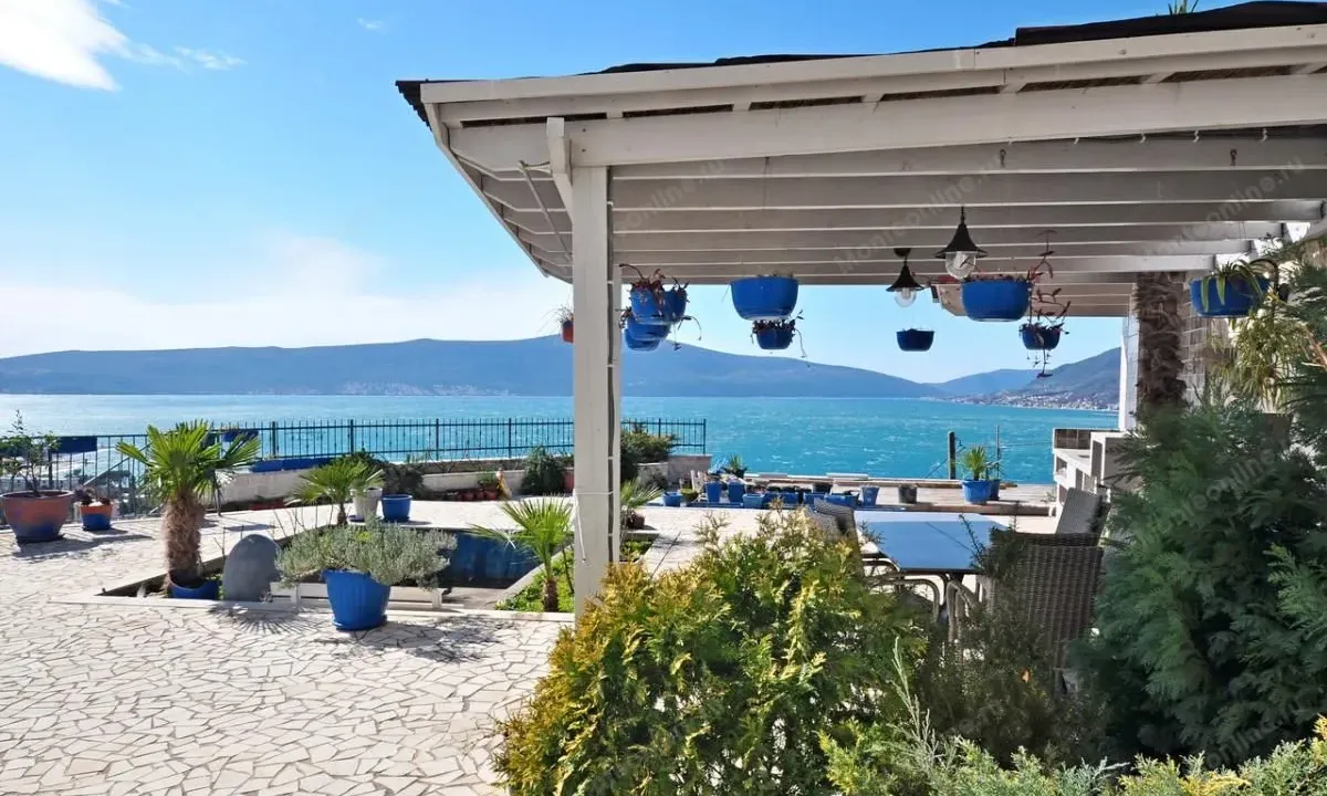 Sale, house, 308m², Tivat, Crna Gora