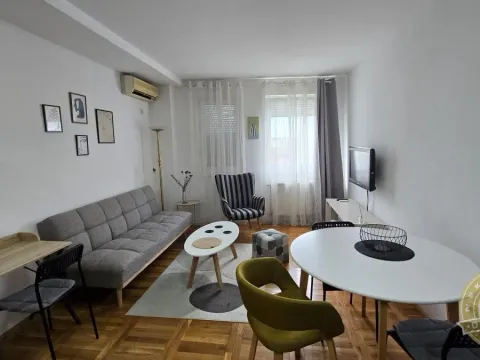 Izdavanje, jednosoban stan, 39m², Centar, Novi Sad - image 2
