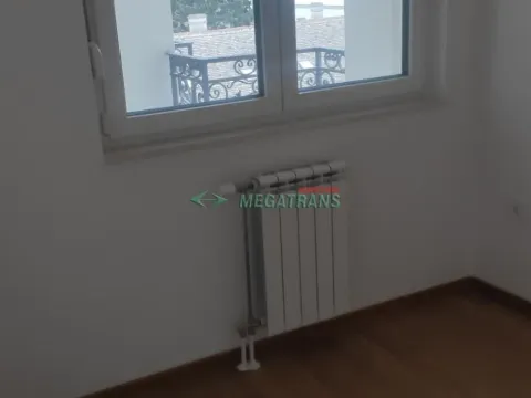 Izdavanje, jednosoban stan, 35m², Centar, Novi Sad - image 6