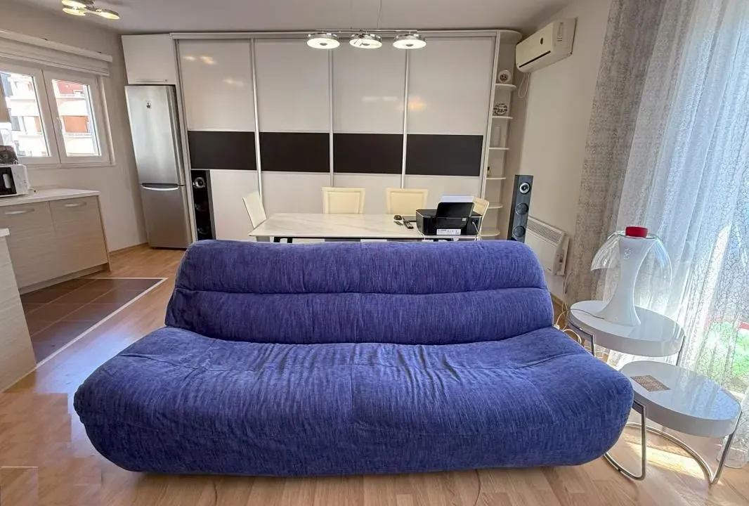 Sale, two bedroom apartment, 69m², Bečići, Budva