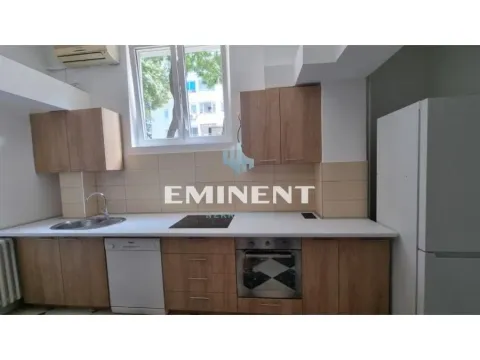 Izdavanje, dvosoban stan, 51m², Novi Beograd Blok 28, Novi Beograd Sve Podlokacije - image 2