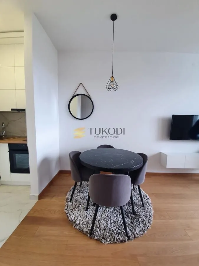 Prodaja, jednosoban stan, 43m², Bulevar Evrope, Novi Sad Sve Podlokacije
