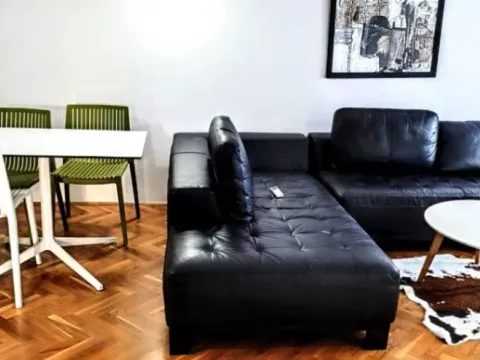 Izdavanje, jednosoban stan, 35m², Preko Morače, Podgorica