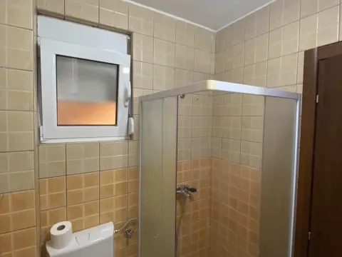 Izdavanje, jednosoban stan, 42m², Velji Vinogradi, Budva - image 6