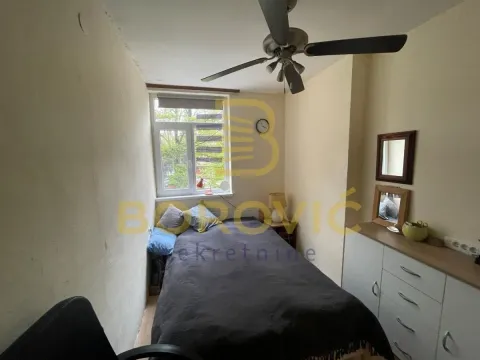 Rent, three bedroom apartment, 41m², Borča 1, Borča Sve Podlokacije - image 7