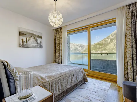 Prodaja, kuća, 359m², Stoliv, Kotor - image 16