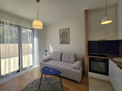 Prodaja, jednosoban stan, 27m², Centar, Tivat - image 8