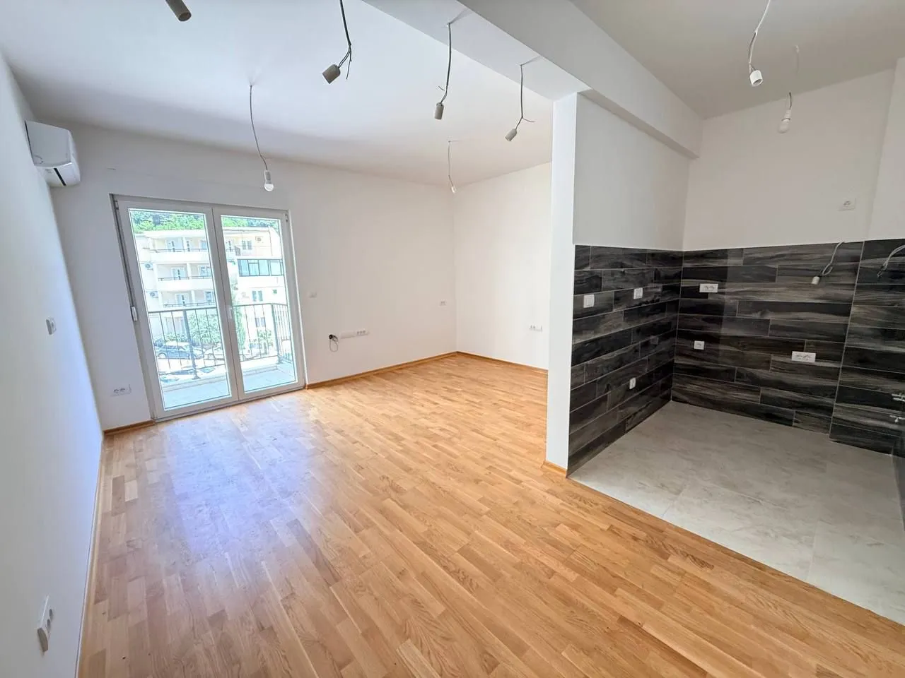 Sale, studio apartment, 31m², Centar, Budva