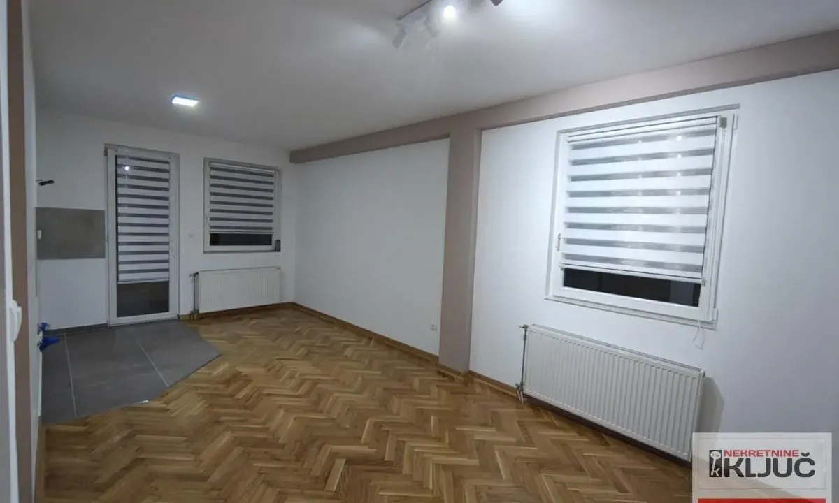 Sale, two bedroom apartment, 40m², Grbavica, Novi Sad Sve Podlokacije