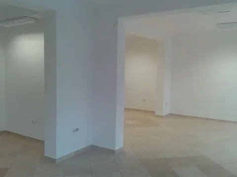 Rent, office space, 100m², Donja Lastva, Tivat - image 4