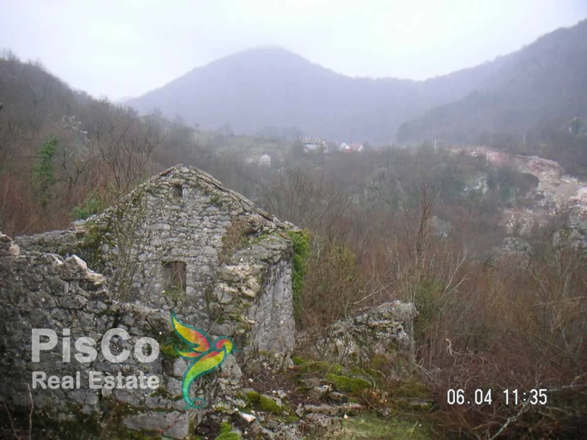 Prodaja, plac, 37m², Cetinje, Crna Gora