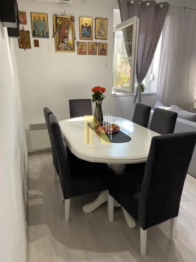 Prodaja, trosoban stan, 67m², Socijalno, Novi Sad Sve Podlokacije