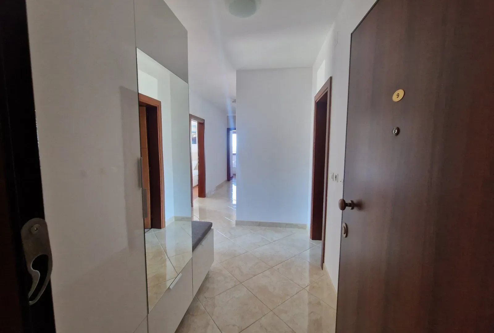 Sale, three bedroom apartment, 107m², Bečići, Budva