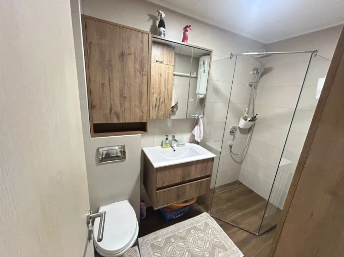 Izdavanje, jednosoban stan, 45m², Zabjelo, Podgorica
