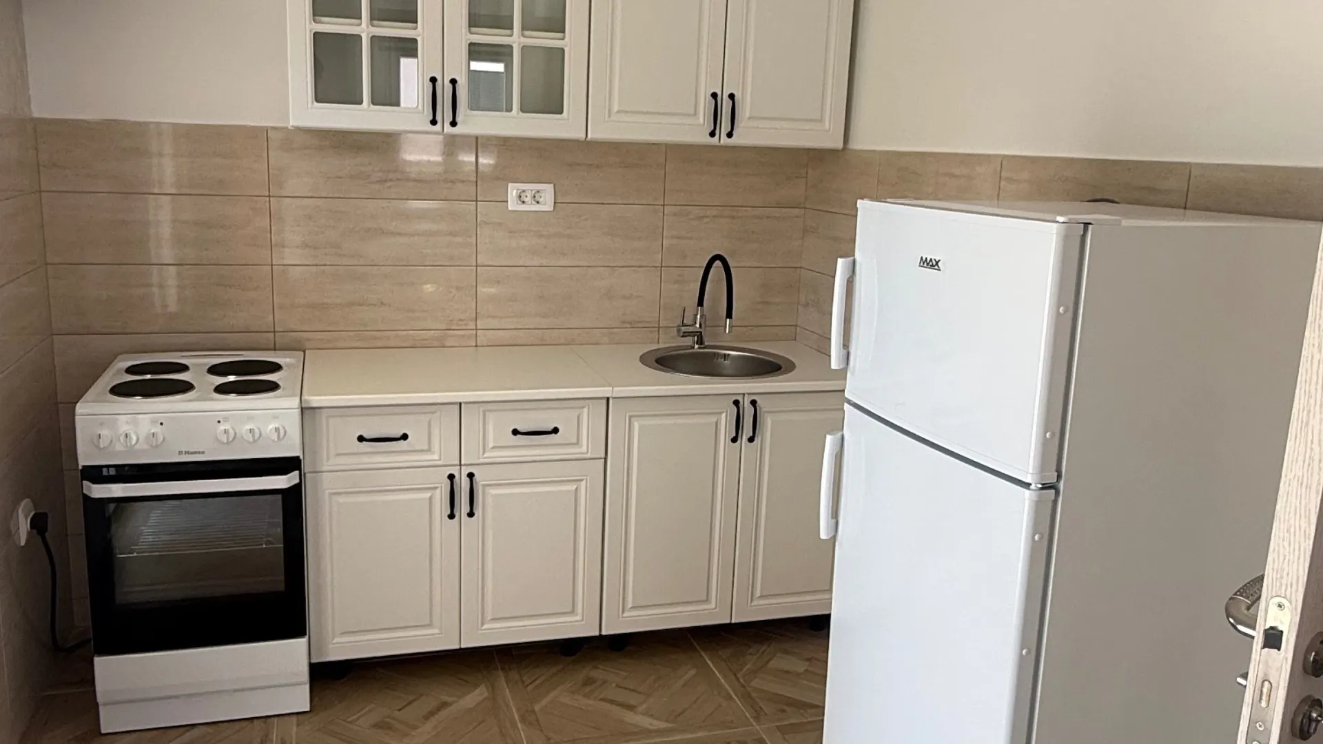 Rent, one bedroom apartment, 66m², Igalo, Herceg Novi