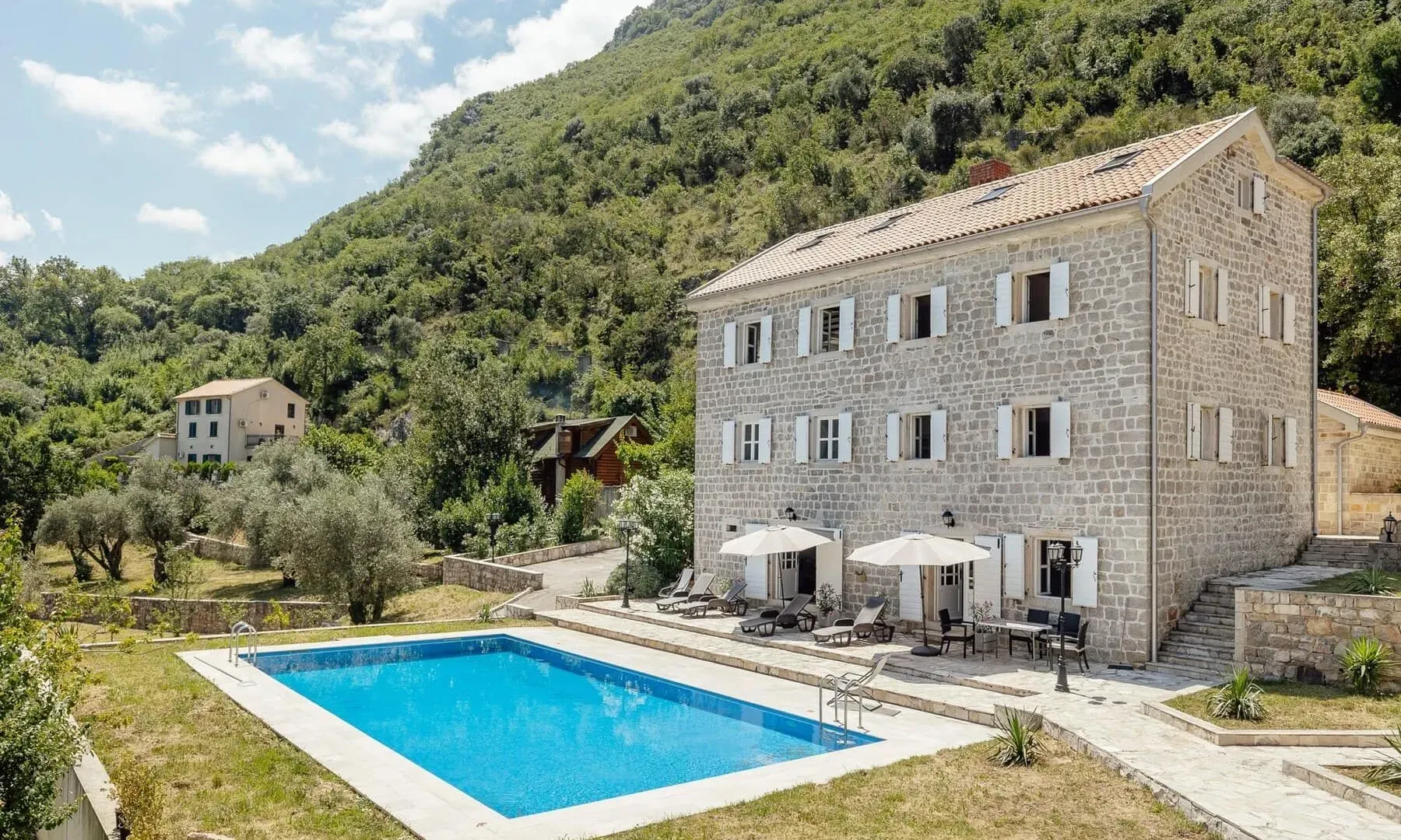 Sale, house, 800m², Prčanj, Kotor