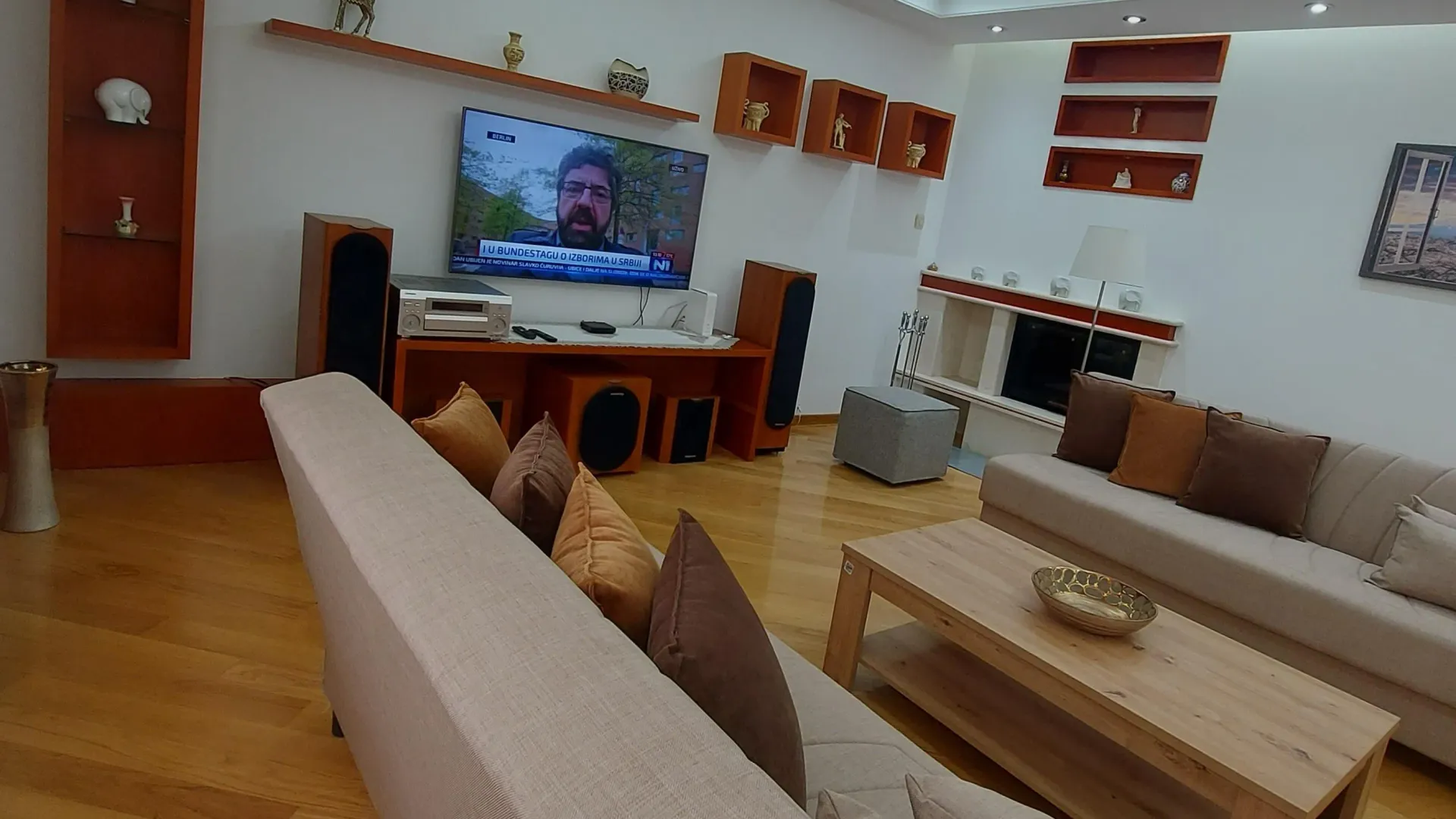 Rent, apartment, 156m², Kalenić Pijaca, Vračar Sve Podlokacije