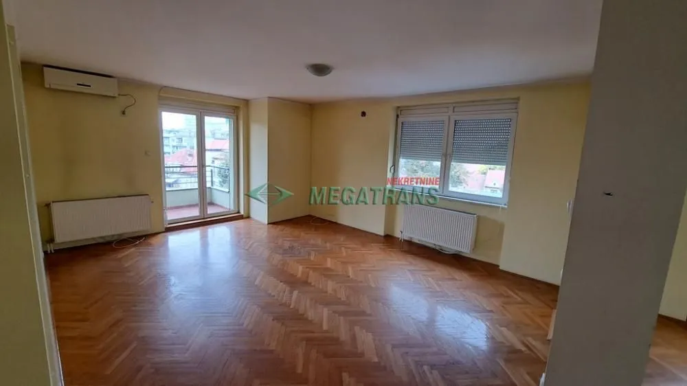 Rent, three bedroom apartment, 120m², Centar, Novi Sad