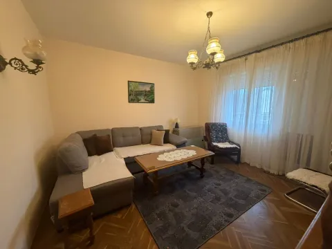 Rent, two bedroom apartment, 100m², Tripovići, Tivat - image 9