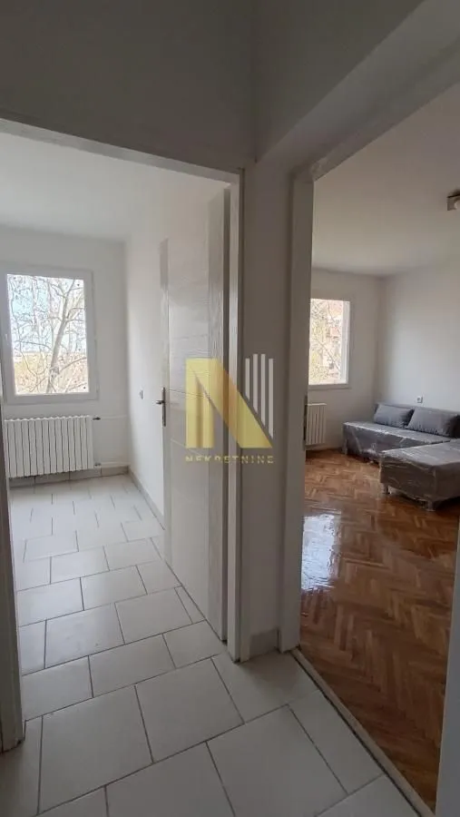 Prodaja, jednosoban stan, 30m², Satelit, Novi Sad Sve Podlokacije