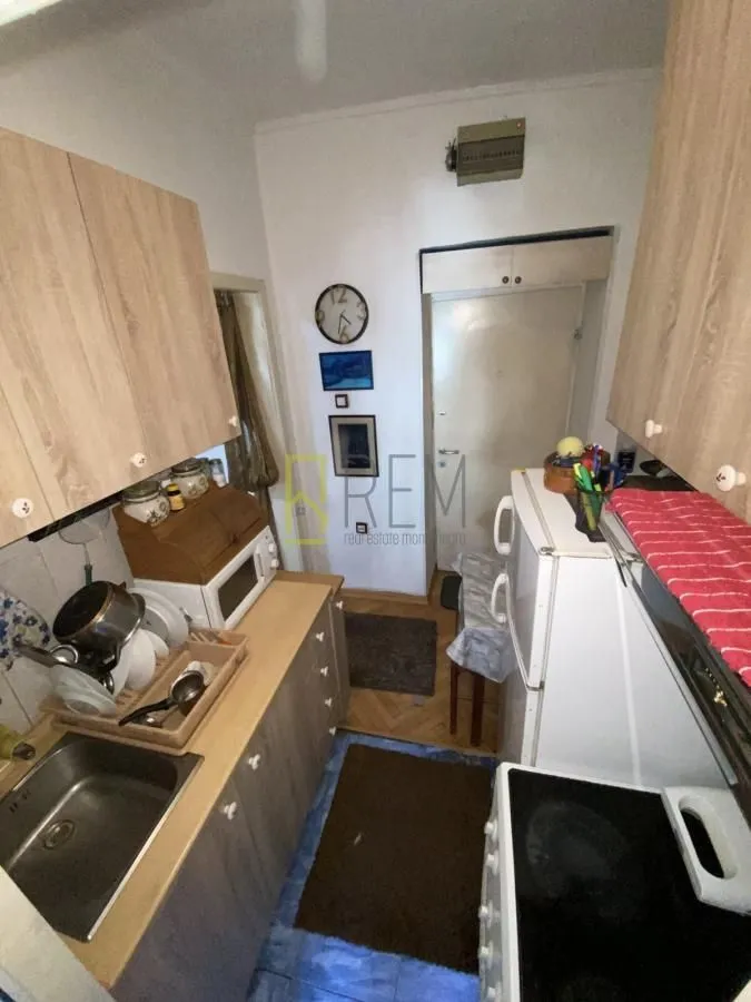 Sale, two bedroom apartment, 43m², Centar, Podgorica