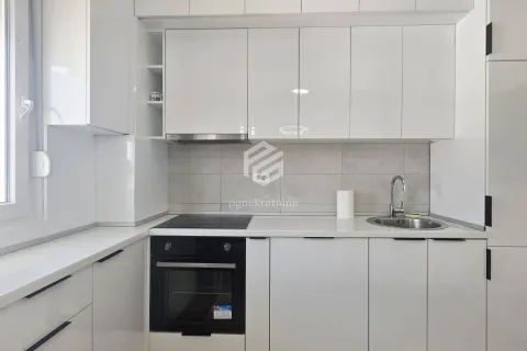 Rent, two bedroom apartment, 57m², Stari Aerodrom, Podgorica - image 6