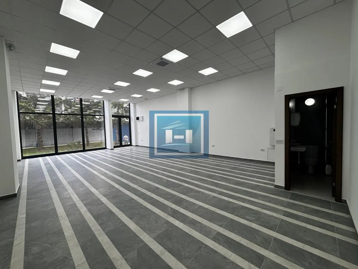 Rent, office space, 82m², Jagodina, Srbija