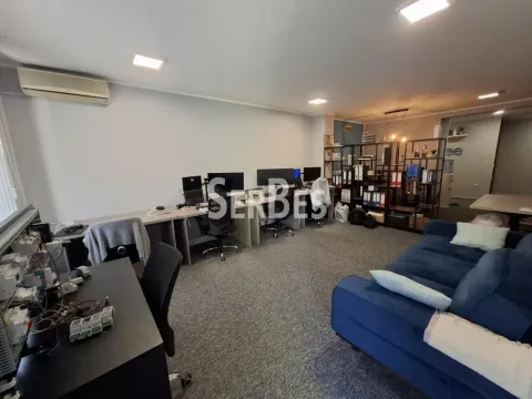 Izdavanje, četvorosoban stan, 120m², Grbavica, Novi Sad Sve Podlokacije - image 3