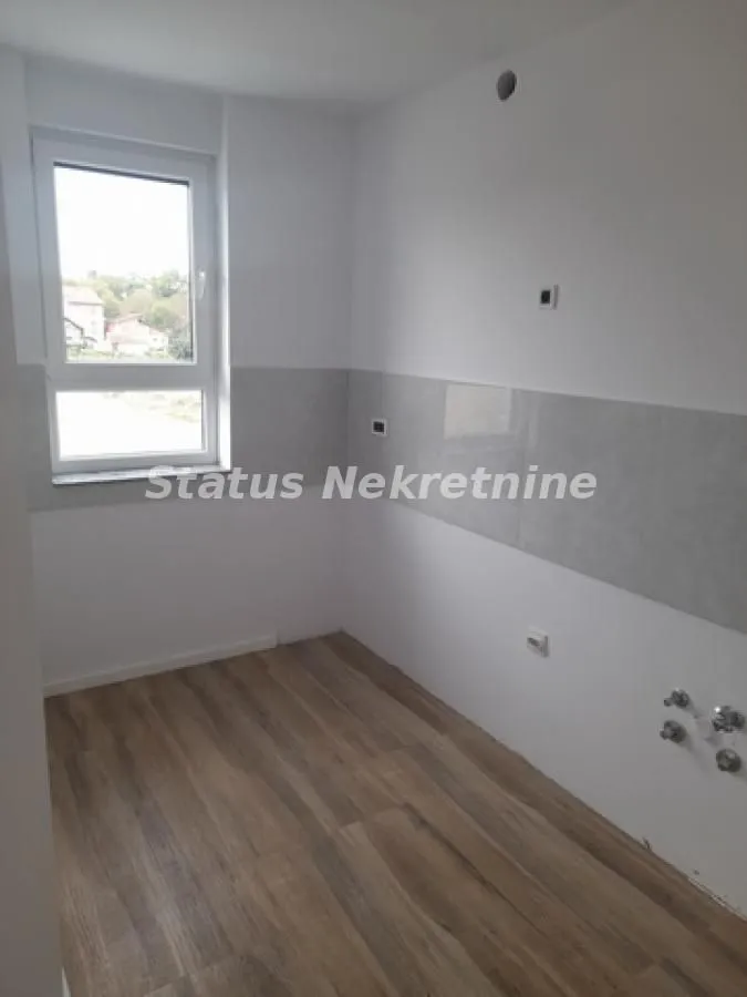 Prodaja, četvorosoban stan, 116m², Petrovaradin, Novi Sad