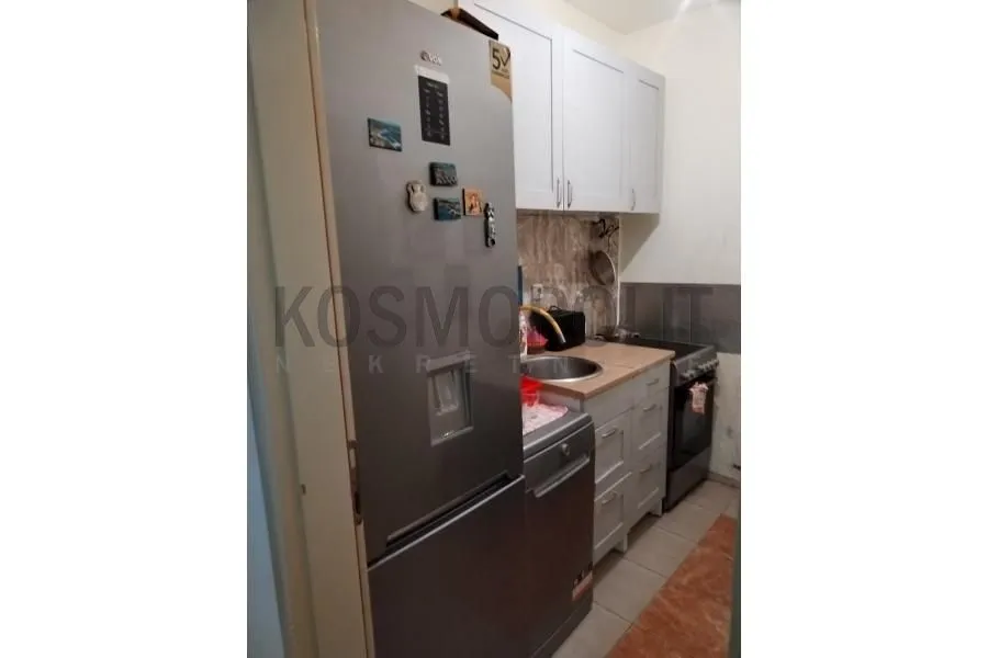 Prodaja, stan, 82m², Kneževac, Beograd