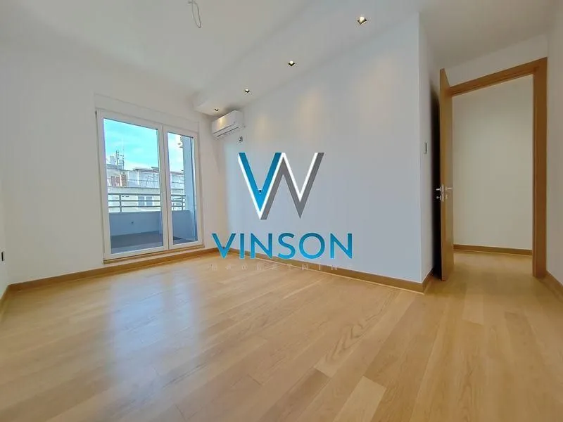 Prodaja, četvorosoban stan, 240m², Adamovićevo Naselje, Novi Sad Sve Podlokacije