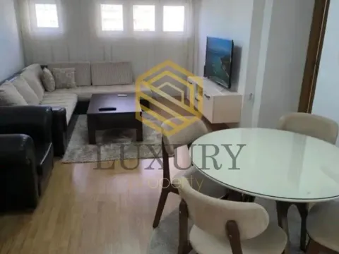 Izdavanje, dvosoban stan, 58m², Centar, Podgorica - image 5