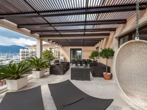 Sale, four bedroom apartment, 258m², Porto Montenegro, Tivat - image 3