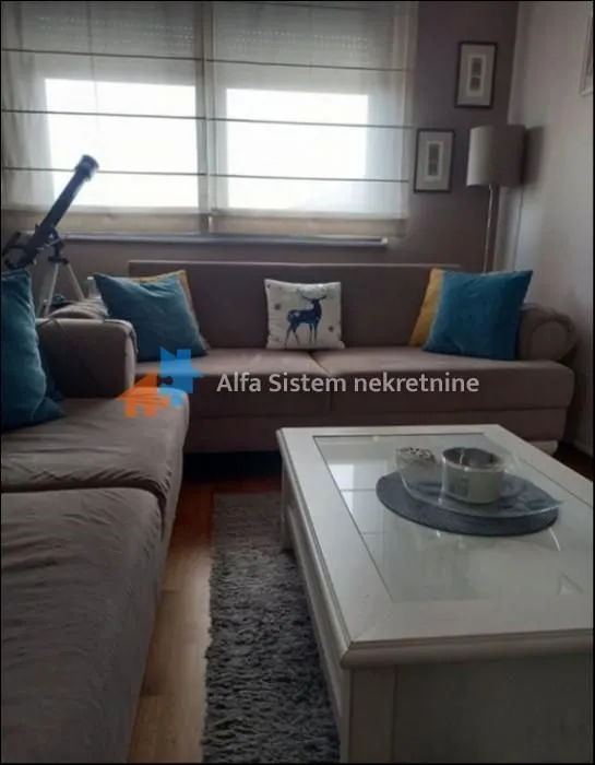 Izdavanje, trosoban stan, 73m², Lekino Brdo, Voždovac Sve Podlokacije