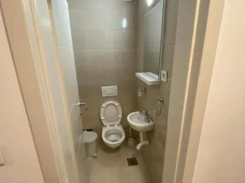 Izdavanje, dvosoban stan, 65m², Centar, Niš - image 17