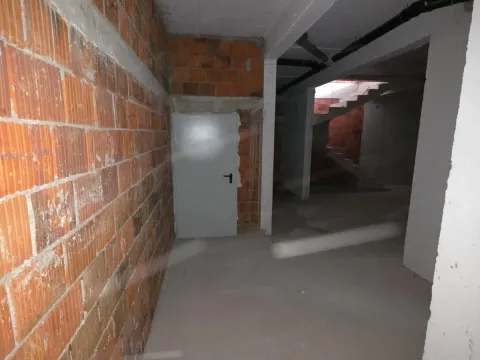 Rent, office space, 125m², Zabjelo, Podgorica - image 3