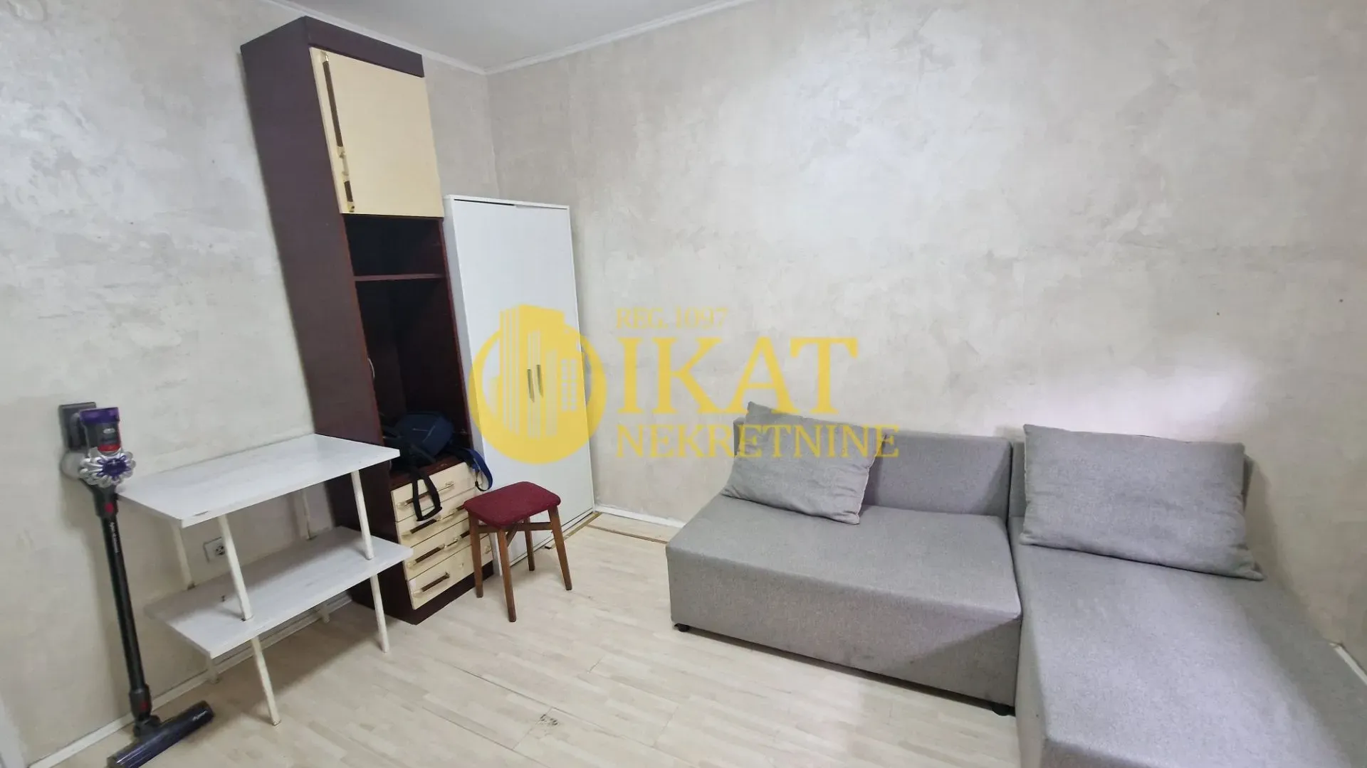 Izdavanje, stan, 22m², Kanarevo Brdo, Beograd